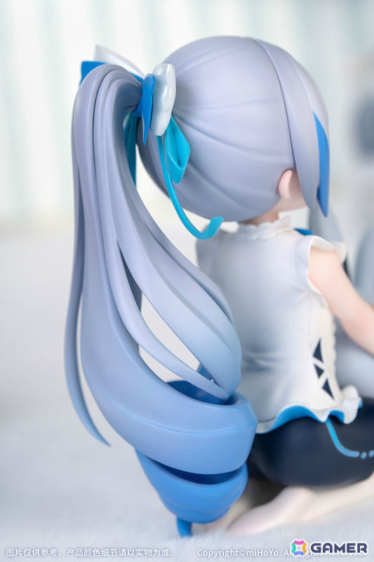 「崩壊3rd」ブローニャがちび律者バージョンで立体化！ウサギのぬいぐるみをそっと抱きかかえる様子が愛らしい逸品の画像7