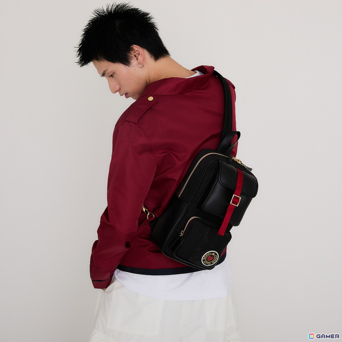 「学マス」咲季、手毬、ことねのアパレルアイテムがSuperGroupiesより登場！制服や私服姿をオマージュしたアウター、初での衣装をイメージしたボディバッグもの画像21