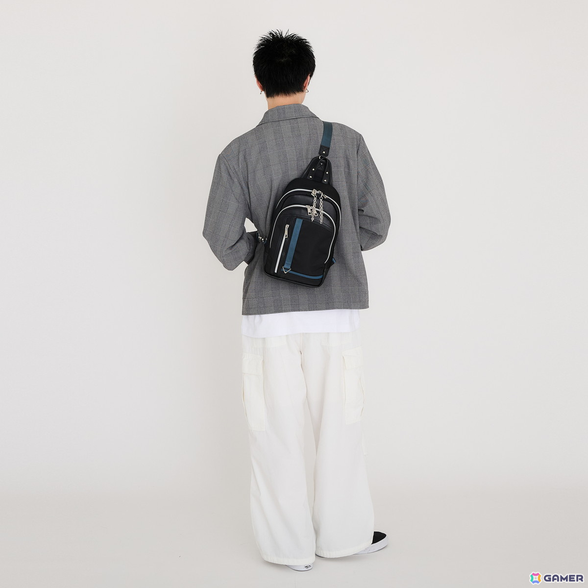 「学マス」咲季、手毬、ことねのアパレルアイテムがSuperGroupiesより登場！制服や私服姿をオマージュしたアウター、初での衣装をイメージしたボディバッグもの画像36