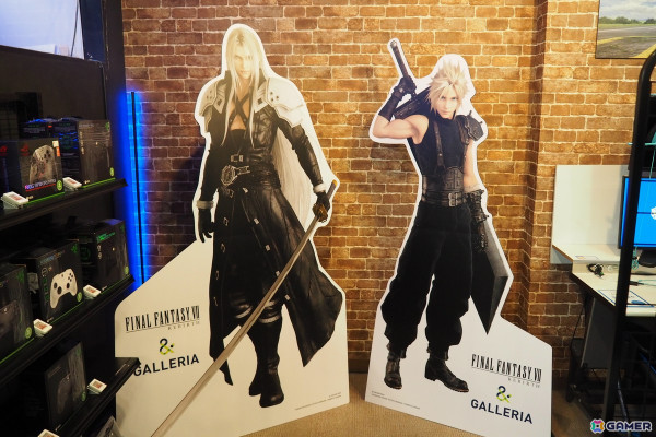 秋葉原「GALLERIA esports Lounge」が「FFVII リバース」仕様に！入口にはバスターソードを展示の画像2