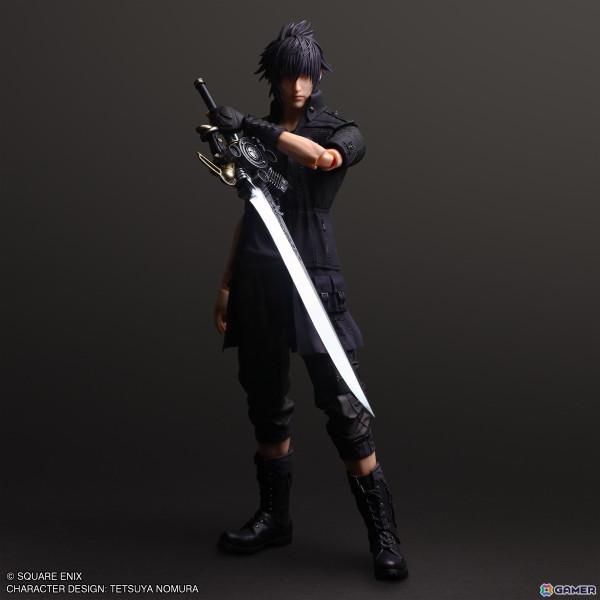 「ファイナルファンタジーXV PLAY ARTS真 ノクティス・ルシス・チェラム」の予約受付が開始！新ギミックで眼球の調整も可能にの画像1