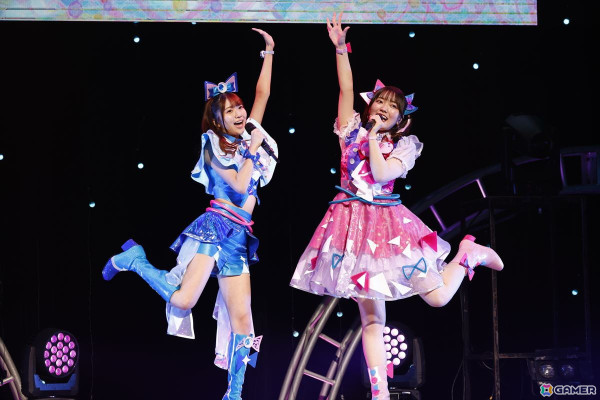 「ひみつのアイプリ　バズリウムライブ」レポート：雷鳴とともに“ダークチィ”降臨！初の単独ライブは見どころ盛りだくさんの画像1