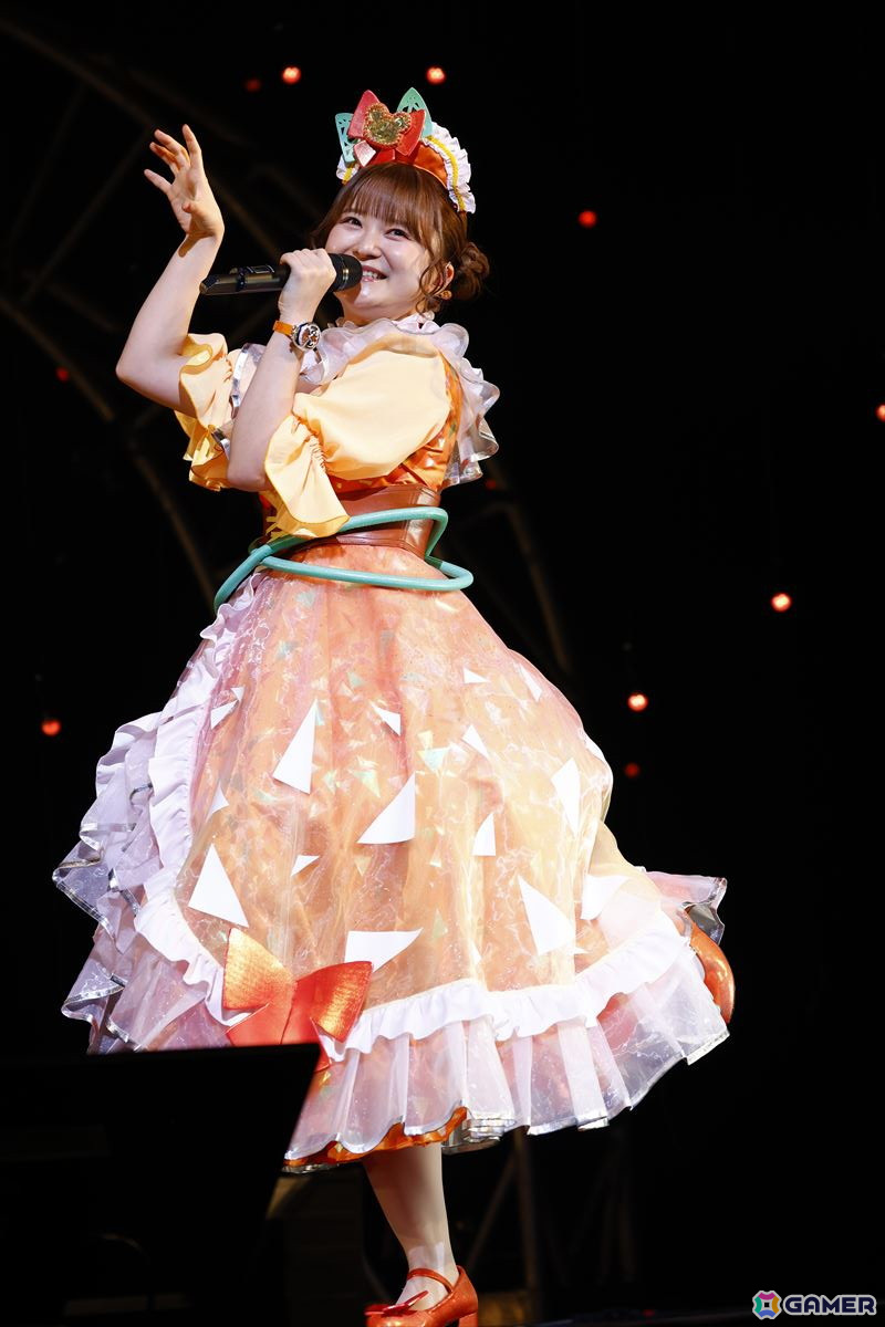 「ひみつのアイプリ　バズリウムライブ」レポート：雷鳴とともに“ダークチィ”降臨！初の単独ライブは見どころ盛りだくさんの画像6