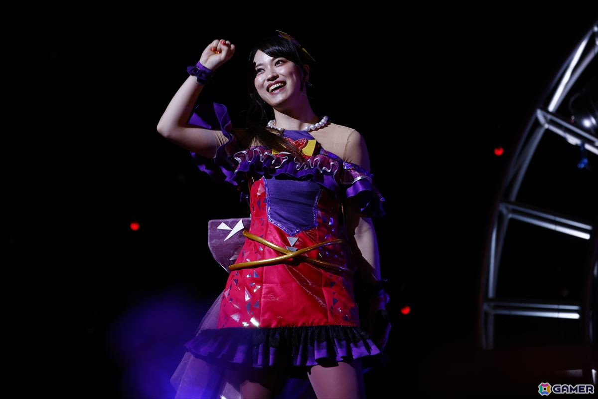 「ひみつのアイプリ　バズリウムライブ」レポート：雷鳴とともに“ダークチィ”降臨！初の単独ライブは見どころ盛りだくさんの画像8