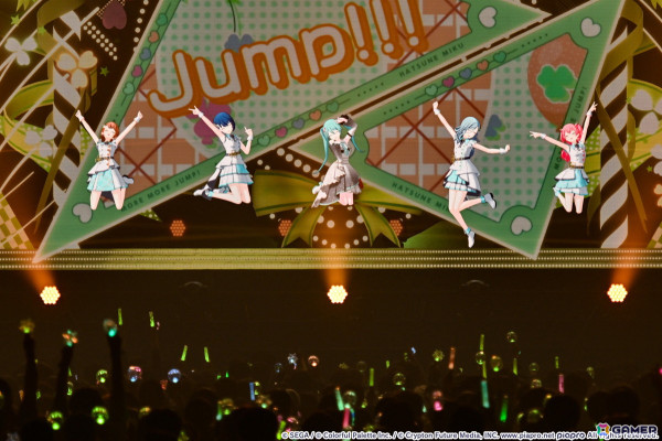 「プロジェクトセカイ COLORFUL LIVE 4th - Unison -」東京公演をレポート！ステージや会場モニターを使った演出、メンバーにフォーカスしたカメラに注目の画像19