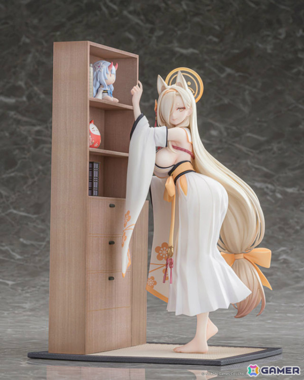 「ブルアカ」カホがメモリアルロビーの姿で立体化！千世のぬいぐるみや猫だるまなどの小物もリアルに再現の画像5