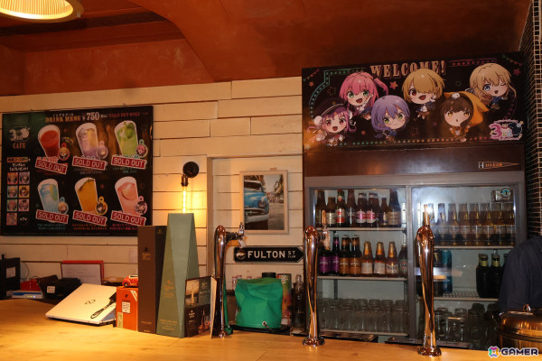「ヘブンバーンズレッド」3周年イベントの展示・物販コーナーとコラボカフェをレポート！等身大の七瀬七海の造形から感じた並々ならぬこだわりの画像