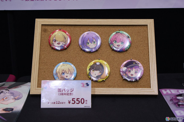 「ヘブンバーンズレッド」3周年イベントの展示・物販コーナーとコラボカフェをレポート！等身大の七瀬七海の造形から感じた並々ならぬこだわりの画像