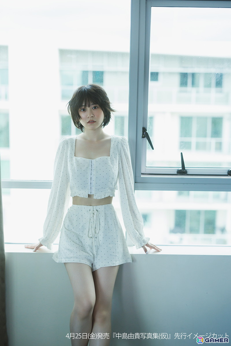 声優・中島由貴さんの完全撮り下ろし写真集が4月25日に発売！真夏のオーストラリアで撮影の画像