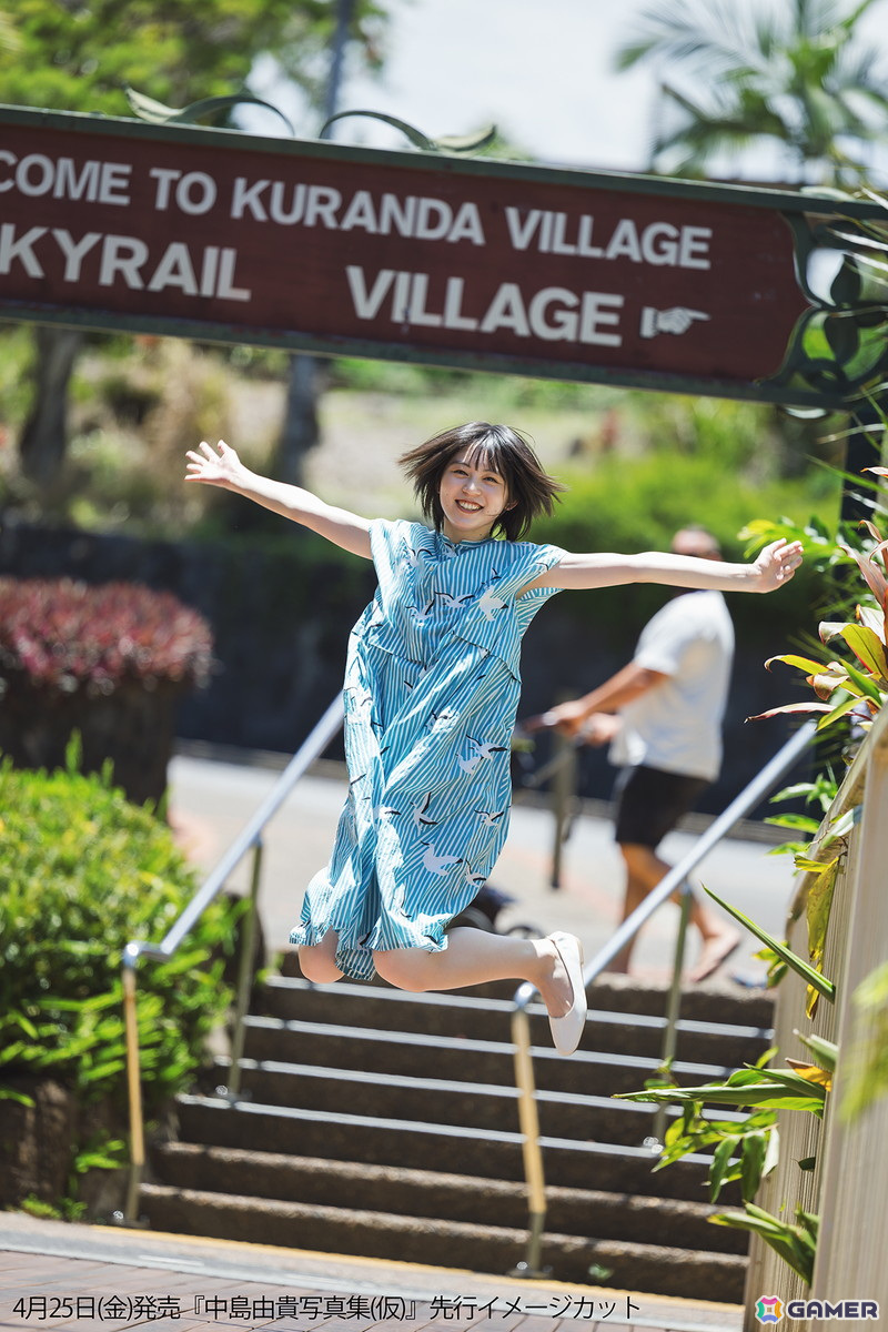 ゆ*ん様 中島由貴 霞の向こうへ 等身大パネル 声優 Amazon |