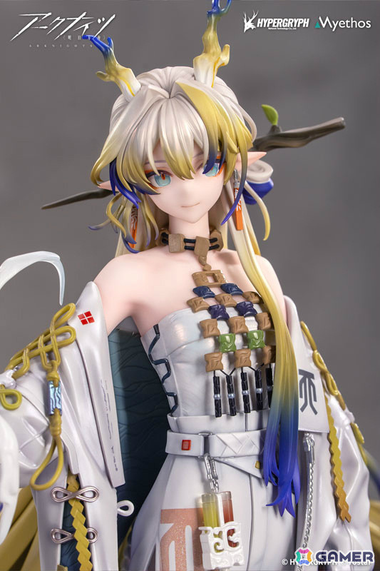 「アークナイツ」シュウが1/7スケールで立体化！精密な構造と繊細なディティールをイラストのままに再現の画像10