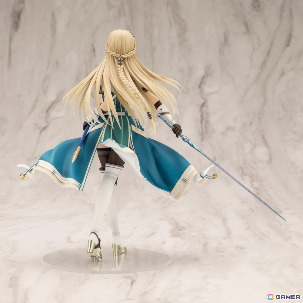 英雄伝説 黎の軌跡」より《剣の乙女》エレインが遊撃士装束の姿で