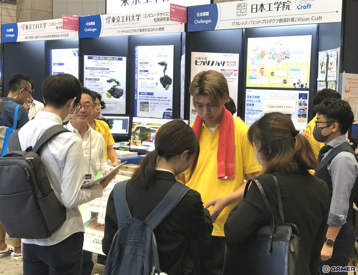 「アイマス」などを手掛けた小山順一朗氏と日本工学院の学生たちによる「Vision Craft」の成果が卒業展で公開！の画像