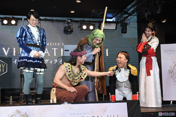 「シドマイヤーズ シヴィライゼーションVII」発売記念イベントをレポート！偉人に扮したコロチキ、ヒロユキMc-IIさん、阿部なつきさん、ルー大柴さんが登場の画像10