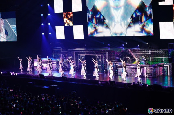 「With you」「Future Designer」「未来へのSign」などアニメ「シャニアニ2nd」の楽曲が届けられた「Over the prism」DAY1公演をレポートの画像1