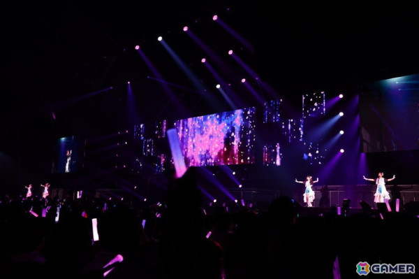 「With you」「Future Designer」「未来へのSign」などアニメ「シャニアニ2nd」の楽曲が届けられた「Over the prism」DAY1公演をレポートの画像16