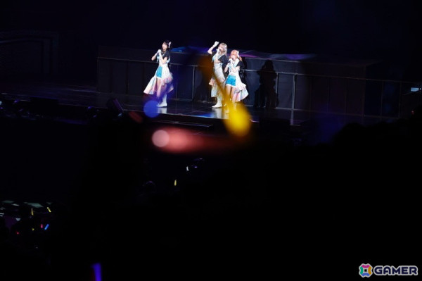 「With you」「Future Designer」「未来へのSign」などアニメ「シャニアニ2nd」の楽曲が届けられた「Over the prism」DAY1公演をレポートの画像8