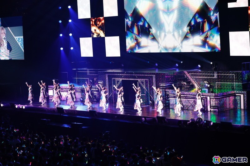 「With you」「Future Designer」「未来へのSign」などアニメ「シャニアニ2nd」の楽曲が届けられた「Over the prism」DAY1公演をレポートの画像
