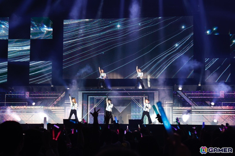 「With you」「Future Designer」「未来へのSign」などアニメ「シャニアニ2nd」の楽曲が届けられた「Over the prism」DAY1公演をレポートの画像