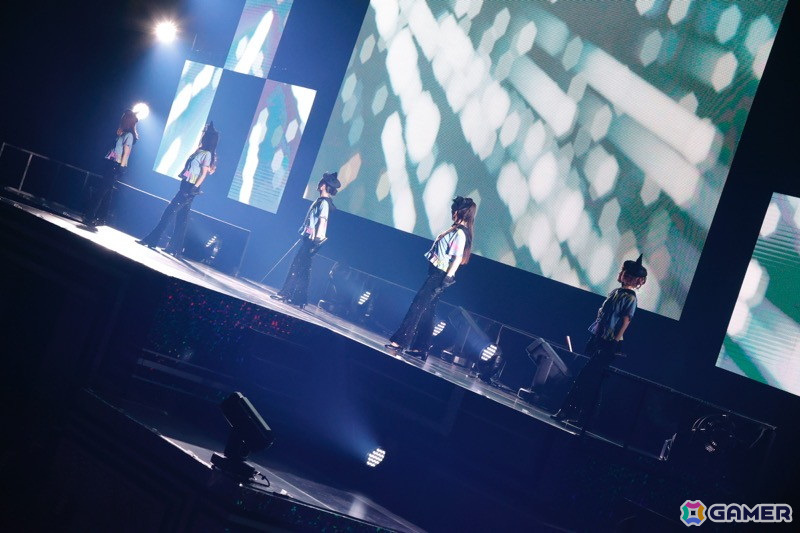 「With you」「Future Designer」「未来へのSign」などアニメ「シャニアニ2nd」の楽曲が届けられた「Over the prism」DAY1公演をレポートの画像