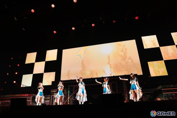 「シャニアニ2nd」のライブ「Over the prism」DAY2公演をレポート！「さあ舞い上がれ」「橙より未来」「星の数だけ」を印象的な演出とともに披露の画像39