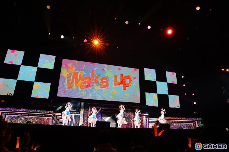 「シャニアニ2nd」のライブ「Over the prism」DAY2公演をレポート!「さあ舞い上がれ」「橙より未来」「星の数だけ」を印象的な演出とともに披露の画像