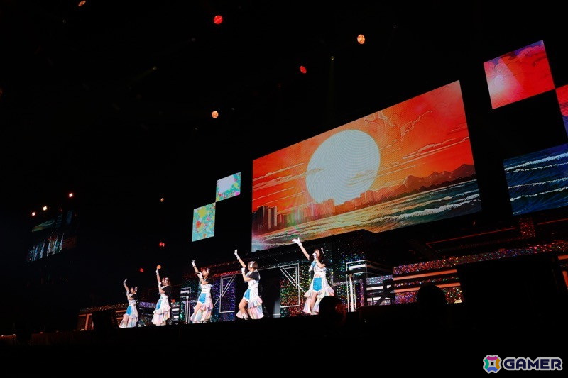 「シャニアニ2nd」のライブ「Over the prism」DAY2公演をレポート!「さあ舞い上がれ」「橙より未来」「星の数だけ」を印象的な演出とともに披露の画像