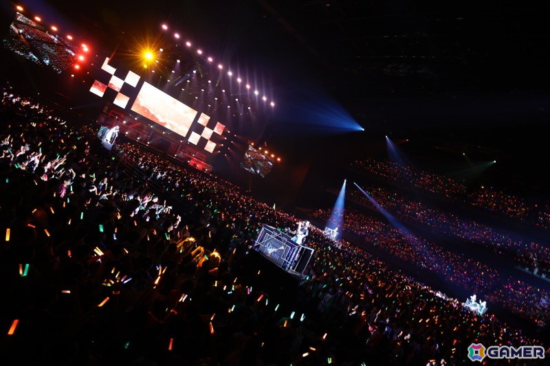 「シャニアニ2nd」のライブ「Over the prism」DAY2公演をレポート!「さあ舞い上がれ」「橙より未来」「星の数だけ」を印象的な演出とともに披露の画像