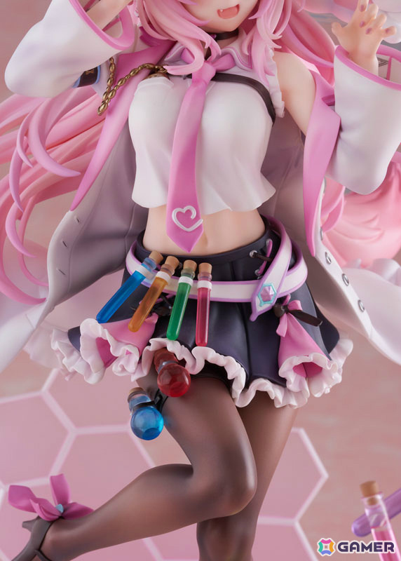 ホロライブより秘密結社holoXの研究者・博衣こよりさんが1/7スケールフィギュアで登場!無邪気な可愛らしさあふれる仕上がりにの画像