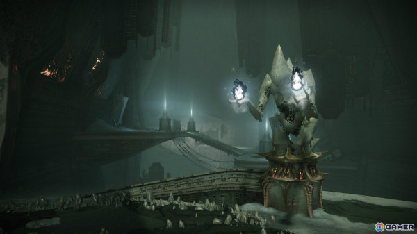 「Destiny 2」で「異端」第2幕がリリース！次々と襲い来る敵と戦う3人用アクティビティ「刃の宮殿」や5つの異端武器などが登場の画像
