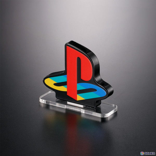 初代プレステの起動音が鳴るPlayStationロゴデザインのアクリルディスプレイが登場！の画像