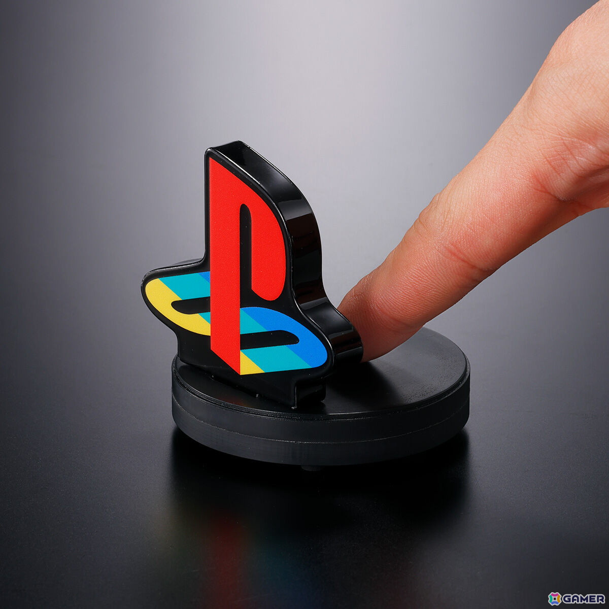 初代プレステの起動音が鳴るPlayStationロゴデザインのアクリルディスプレイが登場！の画像4