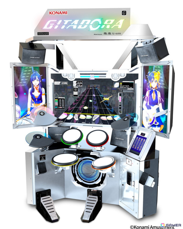 「GITADORA」として12年振りとなる新筐体「GITADORA -ARENA MODEL-」が順次稼働開始！大型トリプルモニターやタッチパネルなど新機能も満載の画像3
