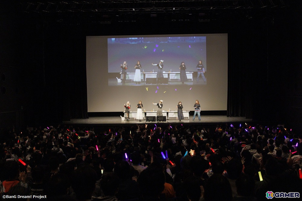 Poppin’Party結成10周年を記念したトークイベント「ポピパの新学期!」が開催!ショートアニメ「つれづれポピパ」の公開も発表の画像