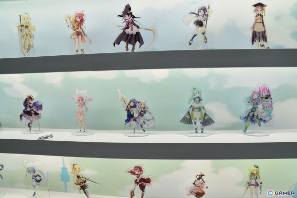 アルティメットまどかと悪魔ほむらが目印の「魔法少女まどか☆マギカ」ブース！3Dの魔法少女と一緒に撮影できるフォトスポットも【AnimeJapan 2025】の画像