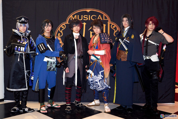 「ミュージカル『刀剣乱舞』 ～坂龍飛騰～」が開幕！公開ゲネプロ写真・コメントが到着の画像1