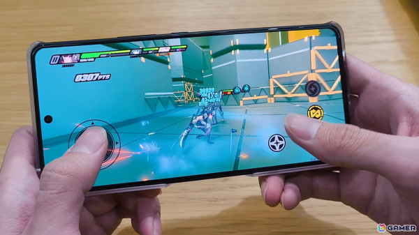 ASUS「ROG Phone 9」をレビュー！スマホとは思えない高性能スペックと光る背面パネルが魅力の本格ゲーミングスマホの画像17