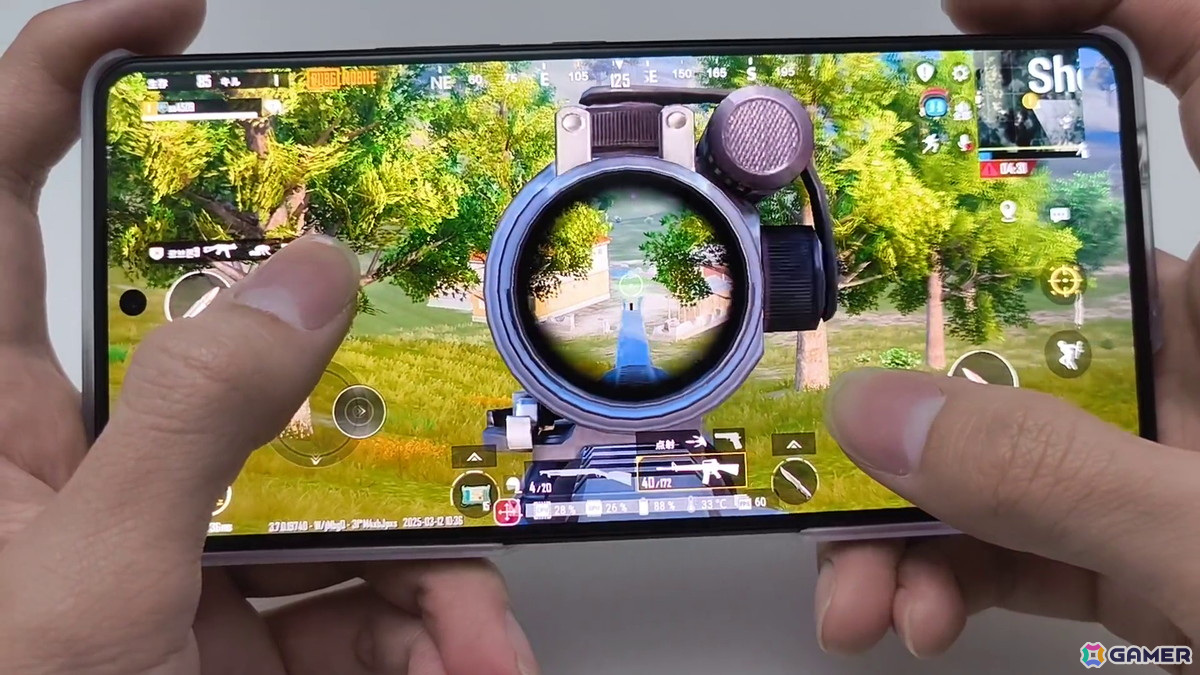 ASUS「ROG Phone 9」をレビュー！スマホとは思えない高性能スペックと光る背面パネルが魅力の本格ゲーミングスマホの画像