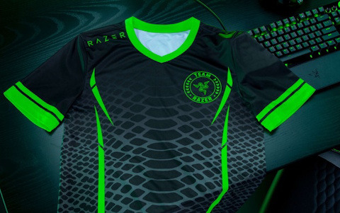 Razerよりeスポーツプロも着用するゲーマー用ジャージ「Team Razer Jersey」が発売！通気性や吸湿速乾性に優れ快適なゲームプレイをサポート