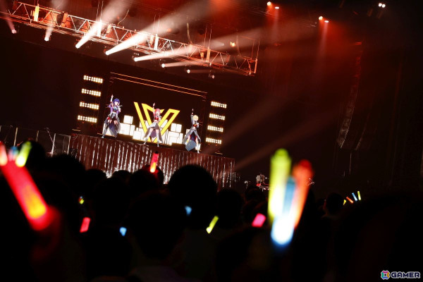 「ヴイアライヴ」1stライブレポート――オリジナル楽曲を中心にした念願の単独フルライブが生バンド演奏で実現の画像108