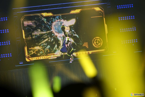 「ヴイアライヴ」1stライブレポート――オリジナル楽曲を中心にした念願の単独フルライブが生バンド演奏で実現の画像18