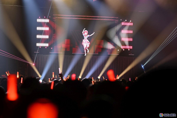 「ヴイアライヴ」1stライブレポート――オリジナル楽曲を中心にした念願の単独フルライブが生バンド演奏で実現の画像60