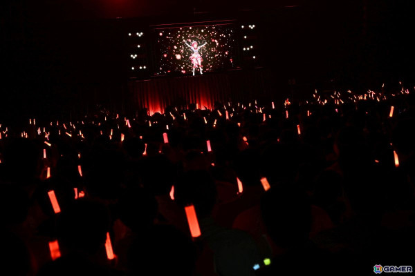 「ヴイアライヴ」1stライブレポート――オリジナル楽曲を中心にした念願の単独フルライブが生バンド演奏で実現の画像65