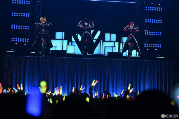 「ヴイアライヴ」1stライブレポート――オリジナル楽曲を中心にした念願の単独フルライブが生バンド演奏で実現の画像78