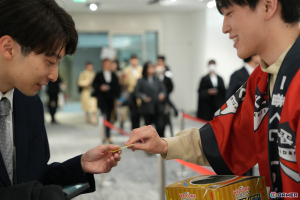 バンダイナムコグループ、入社式限定の「一番くじ」で新入社員を歓迎――コンビニ風ブースや社長の直筆メッセージ入りくじ券などのサプライズ企画を実施の画像5