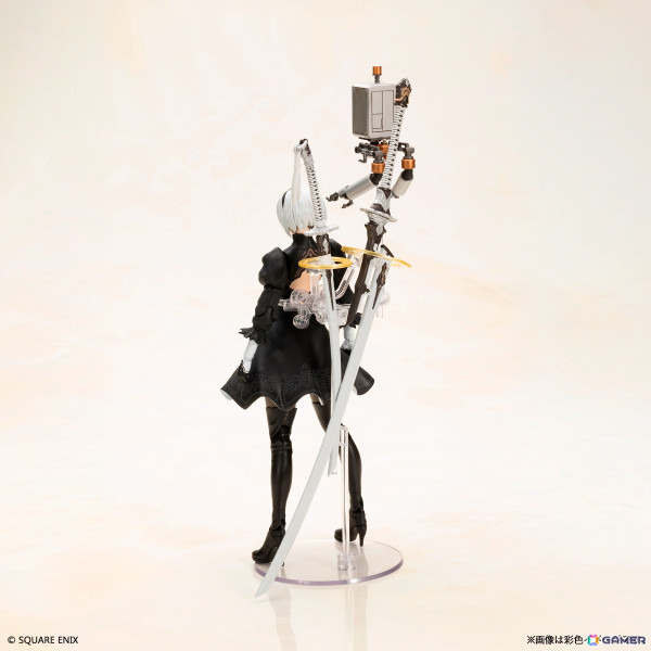 「NieR:Automata」2Bの組立式プラスチックモデルキットが登場！可動仕様のポッドや自爆モードを再現できる胴体パーツなどが付属の画像