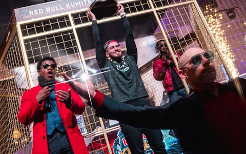 激戦が繰り広げられた「スト6」のトーナメント「Red Bull Kumite 2025」の優勝者は「Team Legends」のBig Bird選手！