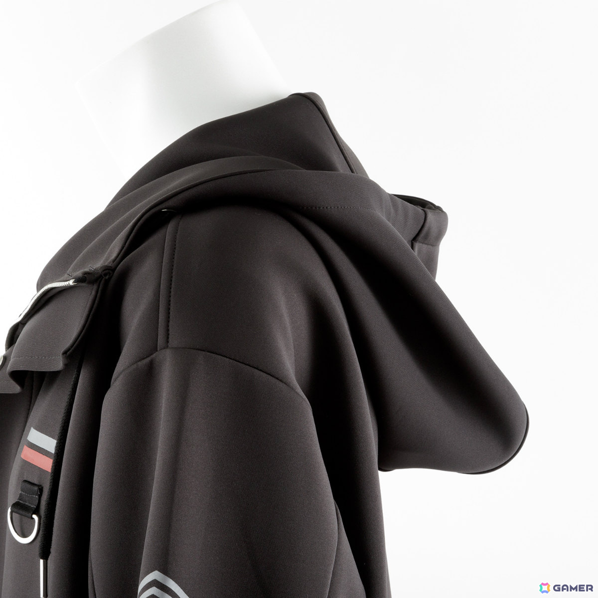 「Limbus Company」囚人たちの制服をアレンジしたアウターや13名のモチーフが詰まったスマホストラップ＆フォンタブが登場！の画像20