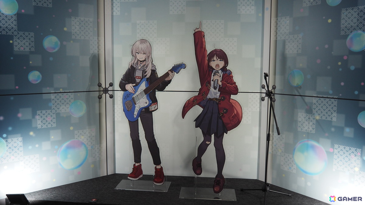 「ガールズバンドクライ展」トゲナシトゲアリより理名さん、夕莉さん、朱李さんが登壇したオープニングセレモニーをレポート！の画像