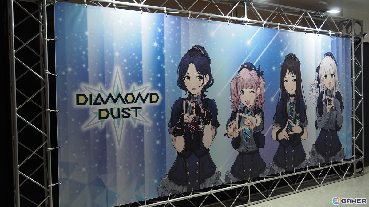 「ガールズバンドクライ展」トゲナシトゲアリより理名さん、夕莉さん、朱李さんが登壇したオープニングセレモニーをレポート！の画像30